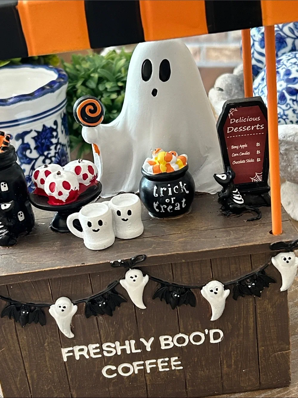 N/A simply spooktacular